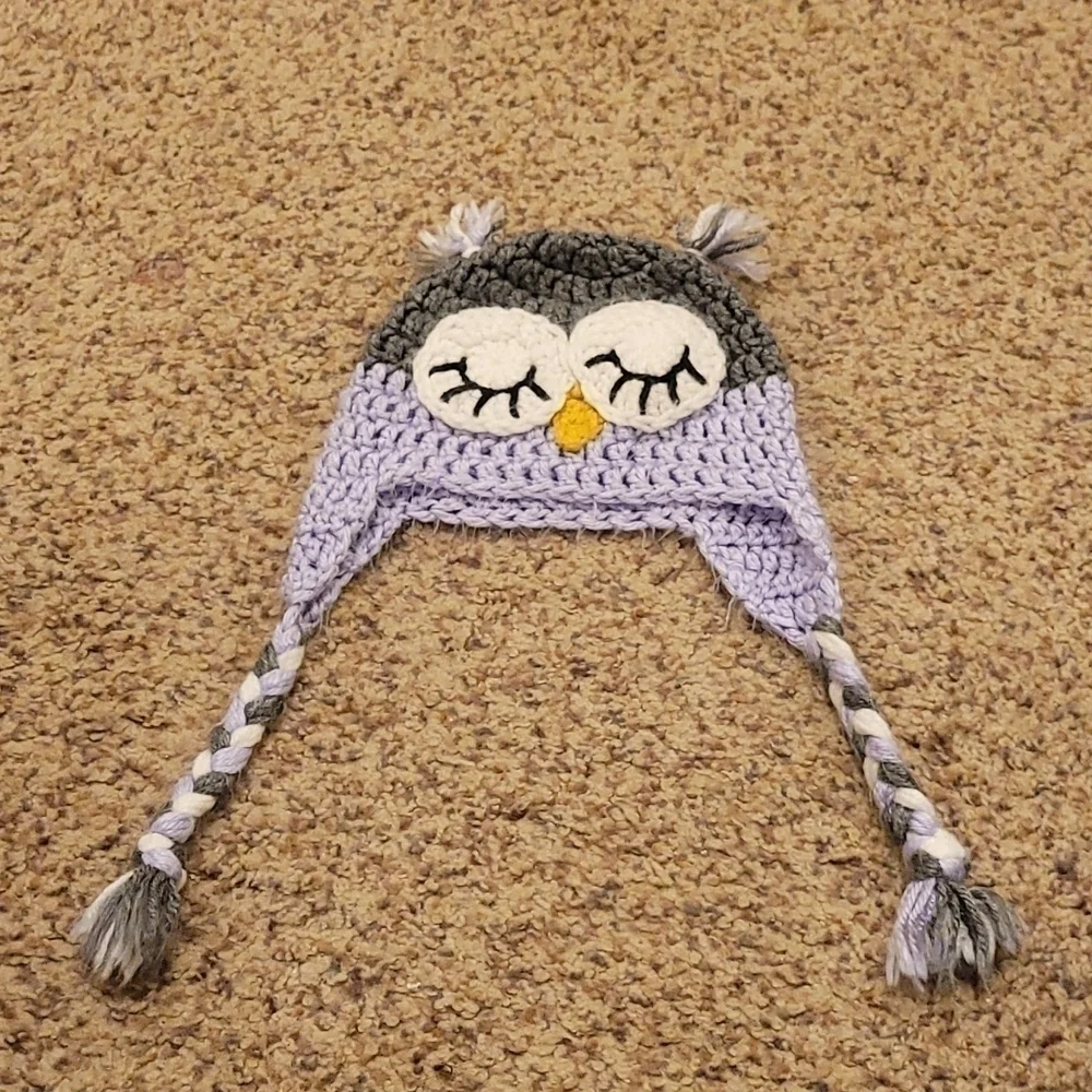 Hand- knit owl purple/gray winter hat